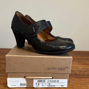 gentle souls Black Leather Mary Jane O Please Heels size 7.5